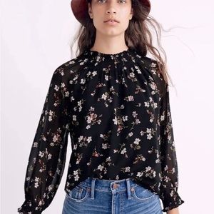 Madewell Smocked Mock Neck Top in Backyard Blooms Black Floral Print -M